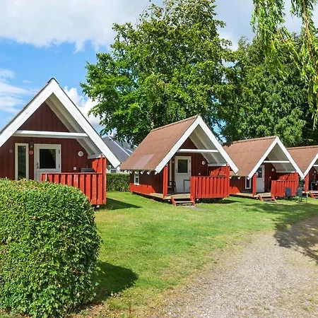 مكان تخييم First Camp Frigard &