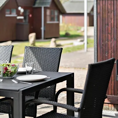 First Camp Frigard & Κάμπινγκ